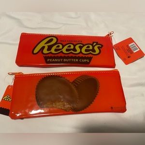 NWT Small Reese’s Peanut Butter Cup pencil/Snack Pouch! Price is for eac…